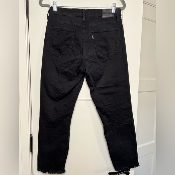 Levis 724 Black High Rise Straight Crop (29) - Picture 5 of 7